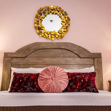 アパート Maron カラブリタ