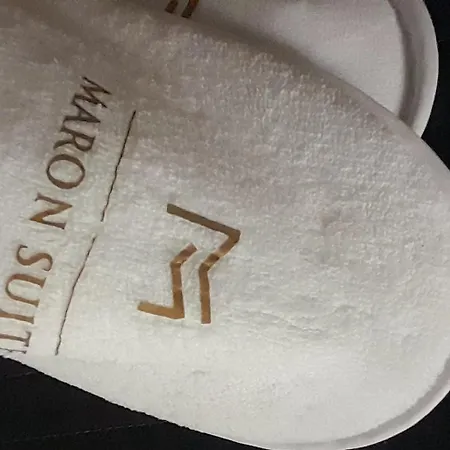 アパート Maron カラブリタ